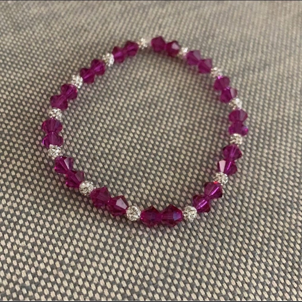 Handmade Magenta Glass Stretch Bracelet